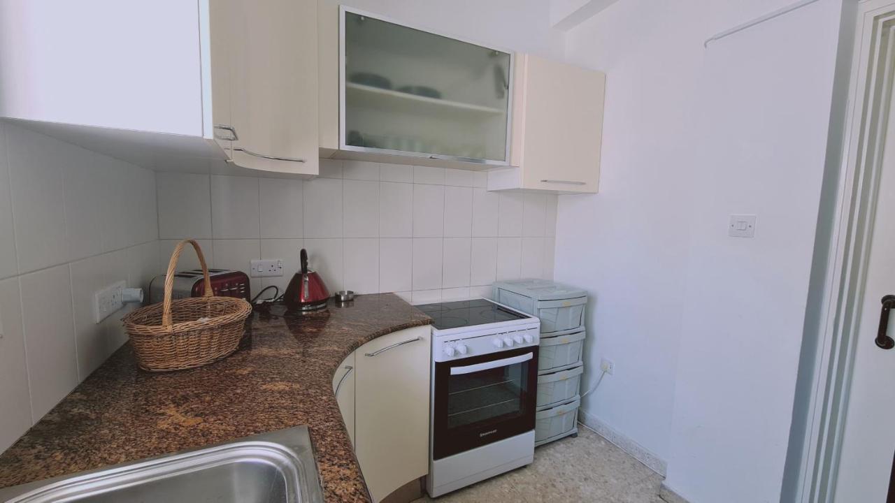 Stay Antique Apartment لارنكا المظهر الخارجي الصورة